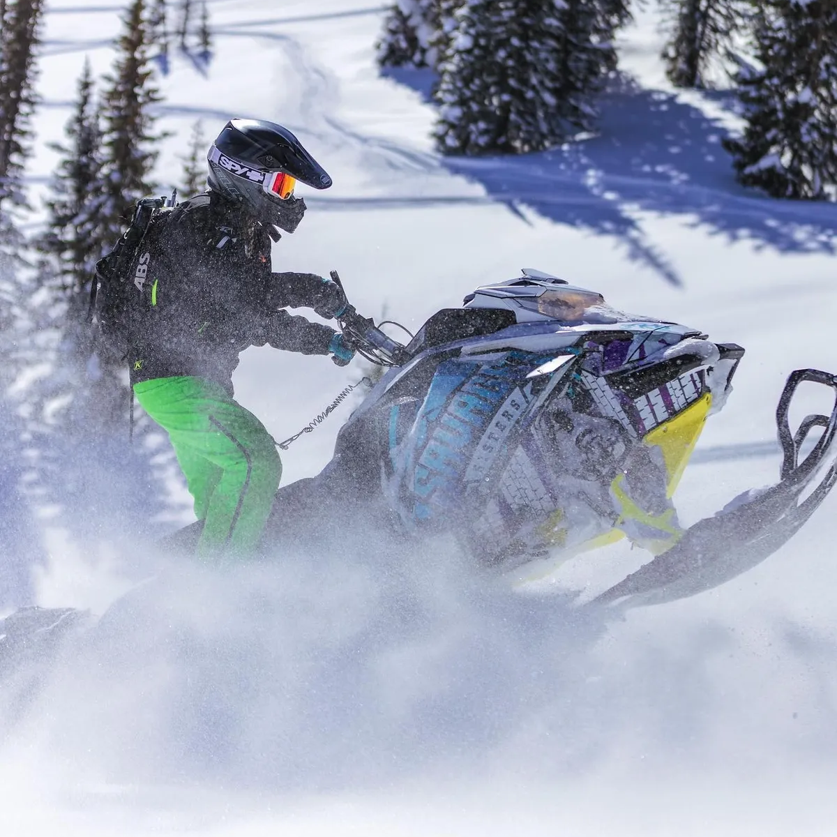 Savage Sledderz Backcountry Snowmobile Riding Clinics Foot Placement When Snowmobiling